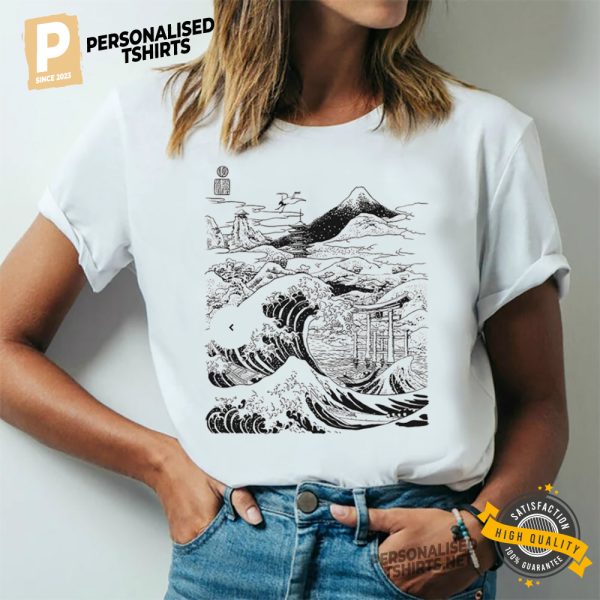 The Great Wave on Mount Fujiyama T Shirt 1