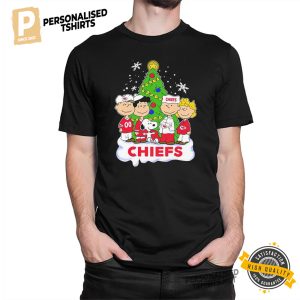 Kansas City Chiefs Snoopy Peanuts Christmas T-shirt